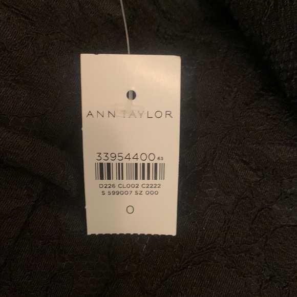 NWT everyday ankle pant in black lace. - Picture 4 of 6